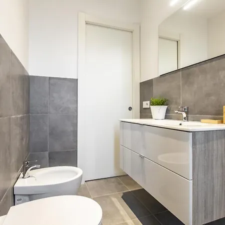 Apartamento Maciachini R&r